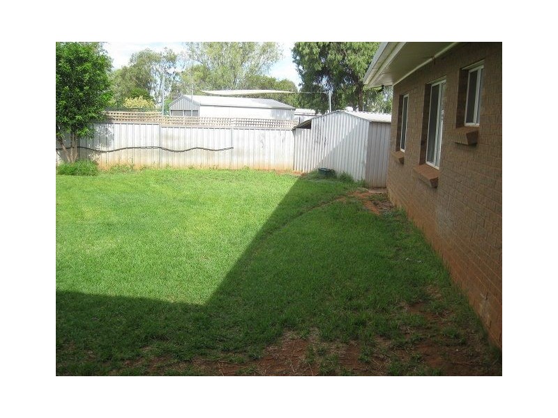 46 Bathurst Street, Cobar NSW 2835