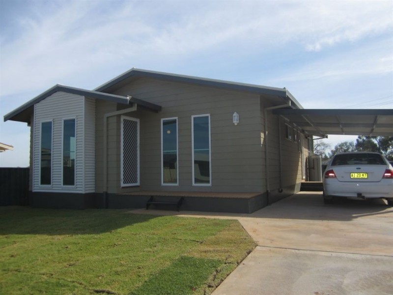 17 Duffy Drive, Cobar NSW 2835