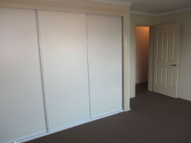 17 Duffy Drive, Cobar NSW 2835