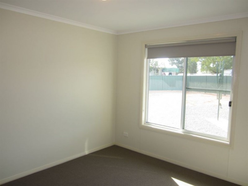 17 Duffy Drive, Cobar NSW 2835