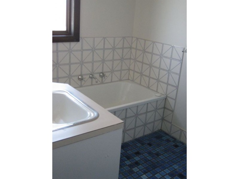 12B Carr Street, Cobar NSW 2835