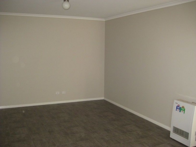 16B Duffy Drive, Cobar NSW 2835