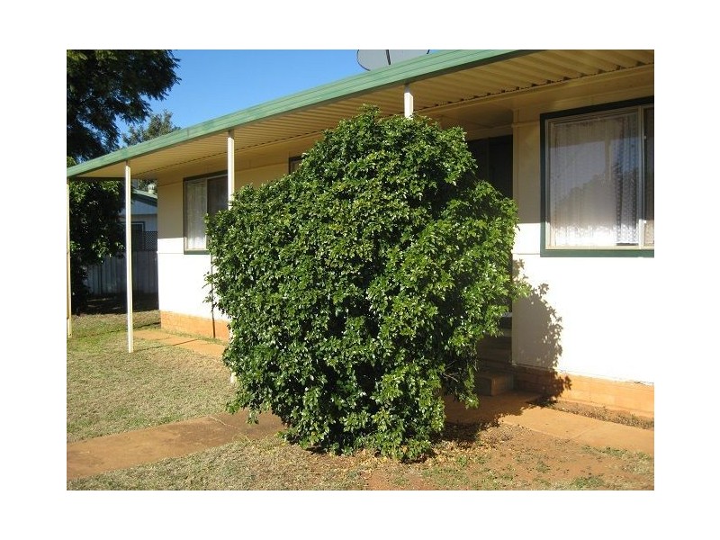 30 Louth Road, Cobar NSW 2835