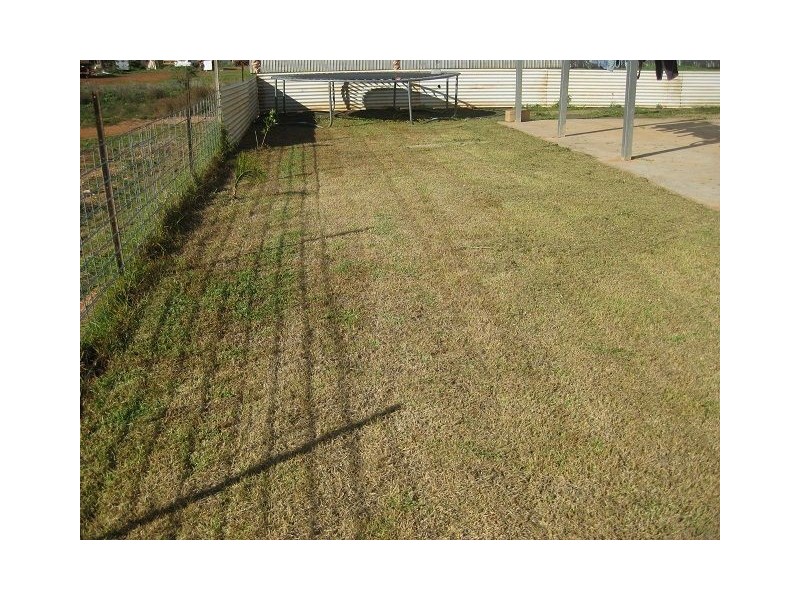 25 Cornish Street, Cobar NSW 2835
