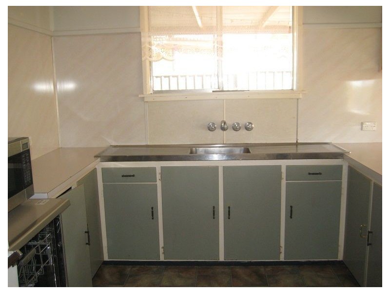 6 Wetherell, Cobar NSW 2835