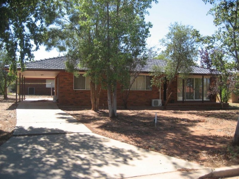 14 Bathurst Street, Cobar NSW 2835