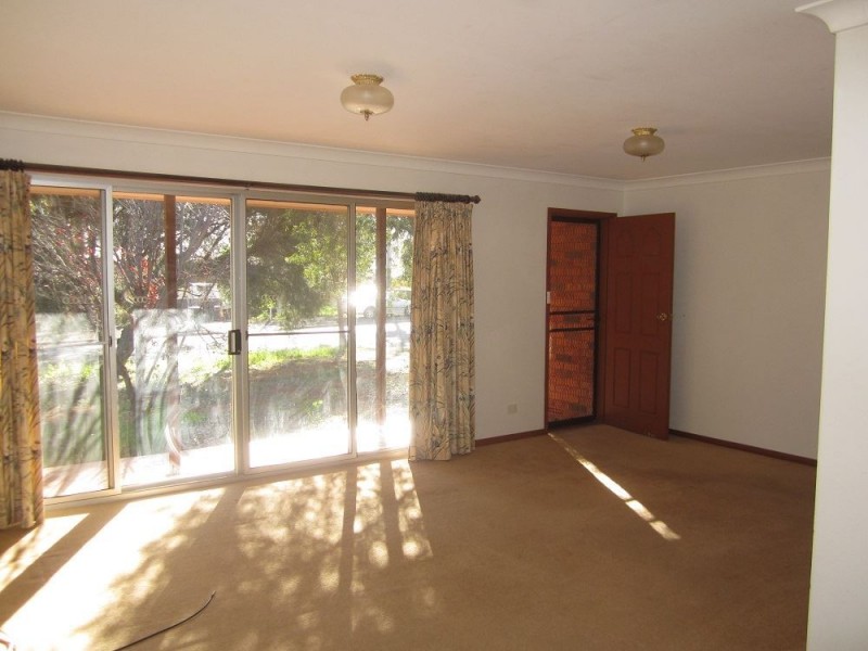 14 Bathurst Street, Cobar NSW 2835