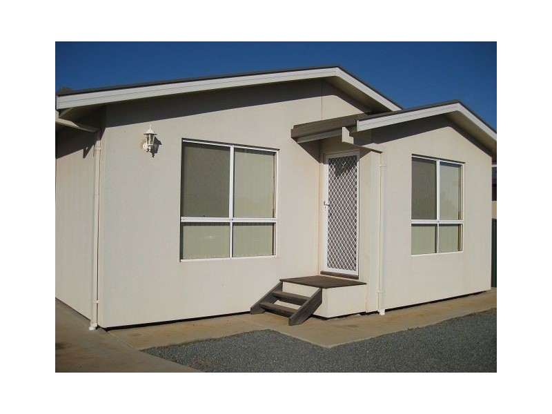 12 Wood Street, Cobar NSW 2835