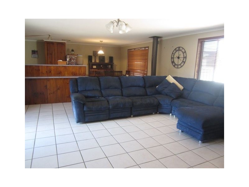 20 Brough Street, Cobar NSW 2835