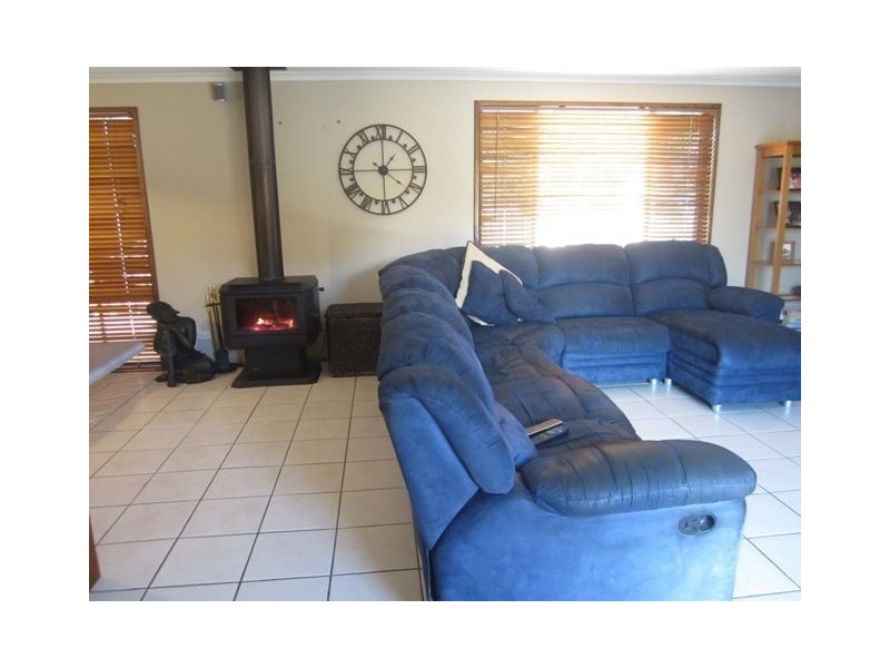 20 Brough Street, Cobar NSW 2835