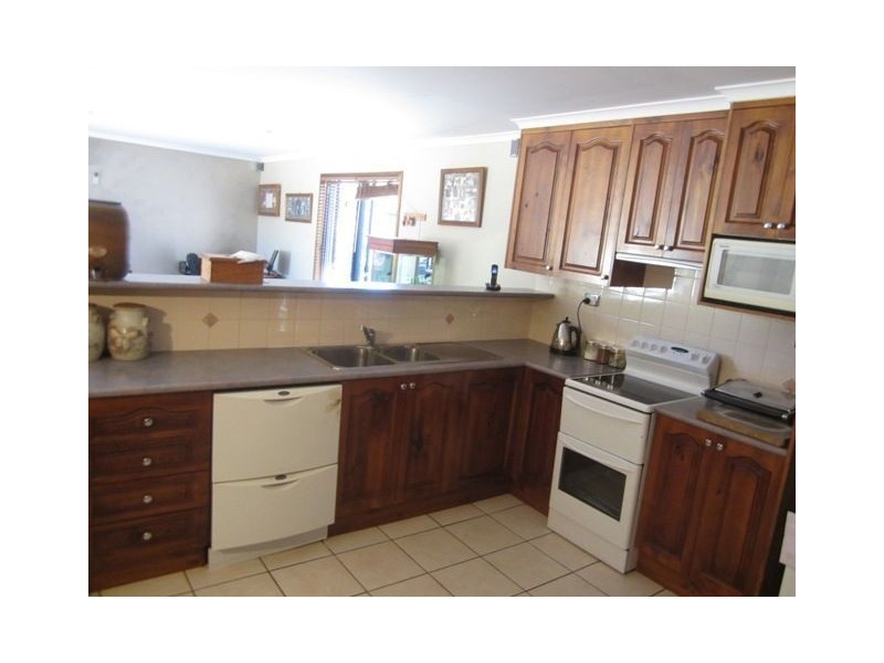 20 Brough Street, Cobar NSW 2835