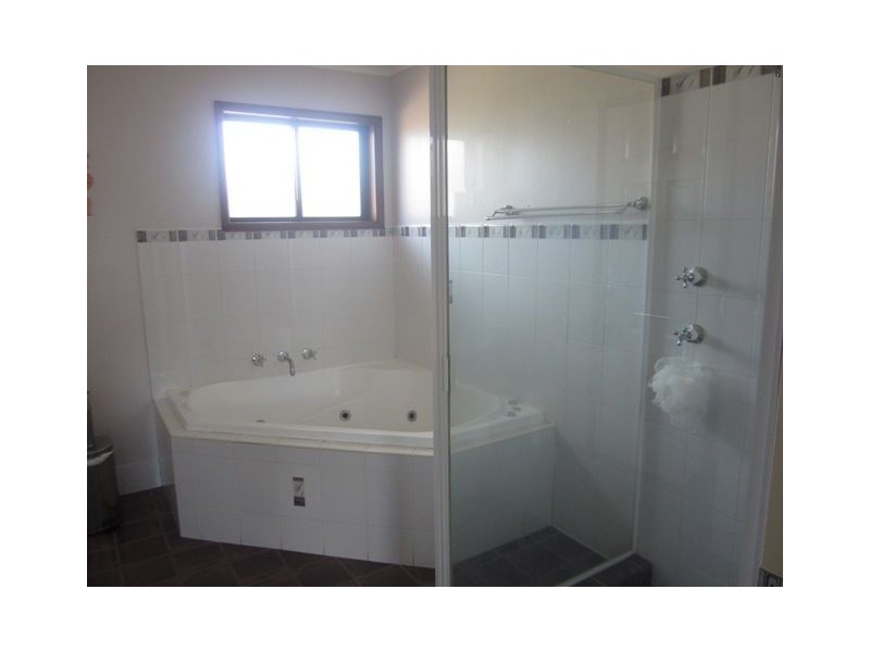 20 Brough Street, Cobar NSW 2835