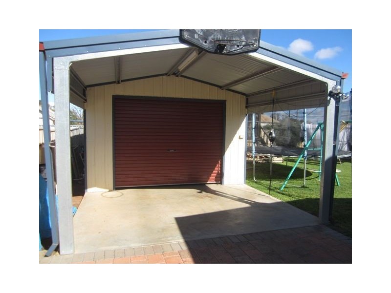 20 Brough Street, Cobar NSW 2835
