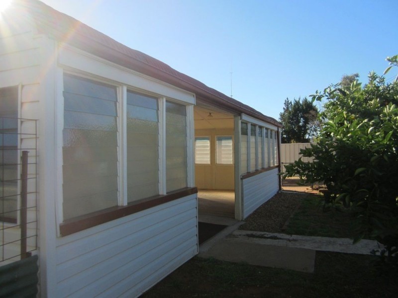 28 Bourke Road, Cobar NSW 2835