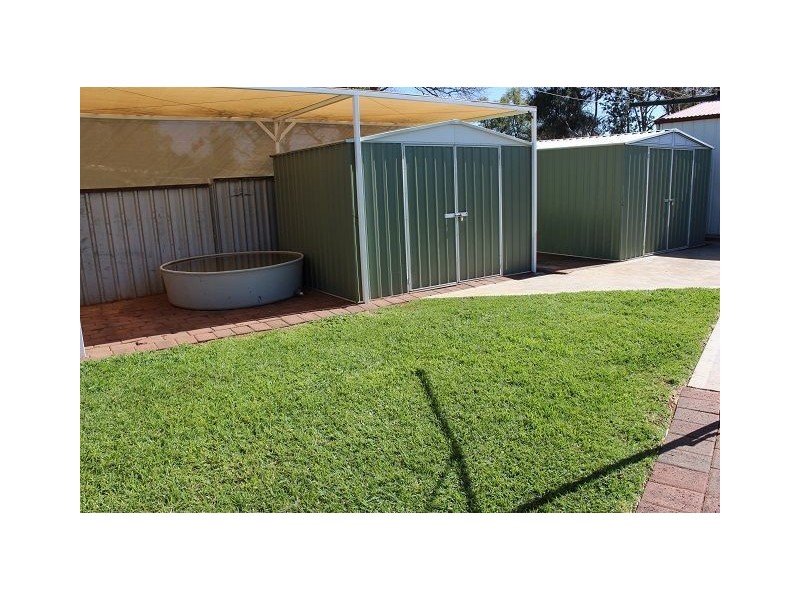 2 Cypress Place, Cobar NSW 2835