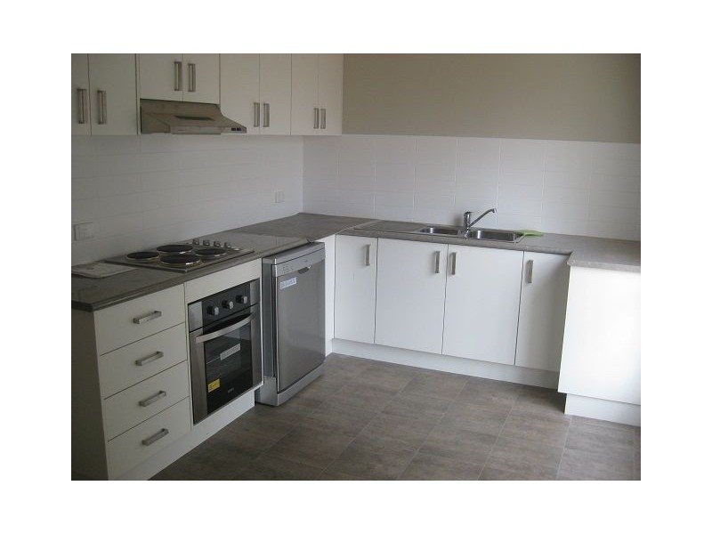 16 Duffy Drive, Cobar NSW 2835