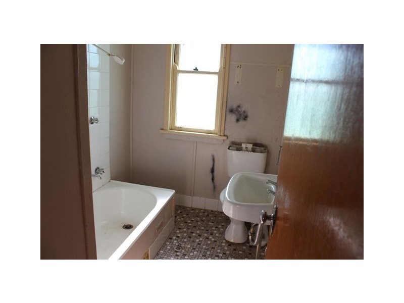 14 Rankin Street, Cobar NSW 2835