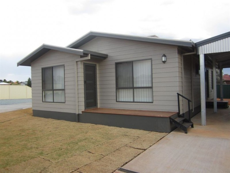 14/25 Clifton Place, Cobar NSW 2835