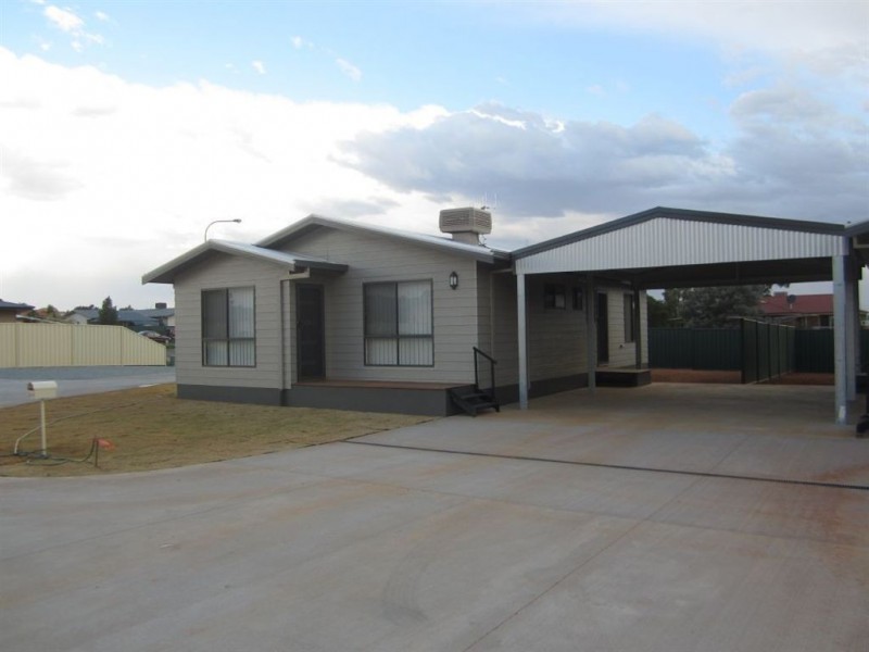 14/25 Clifton Place, Cobar NSW 2835