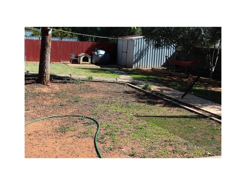 11 Morrison Street, Cobar NSW 2835