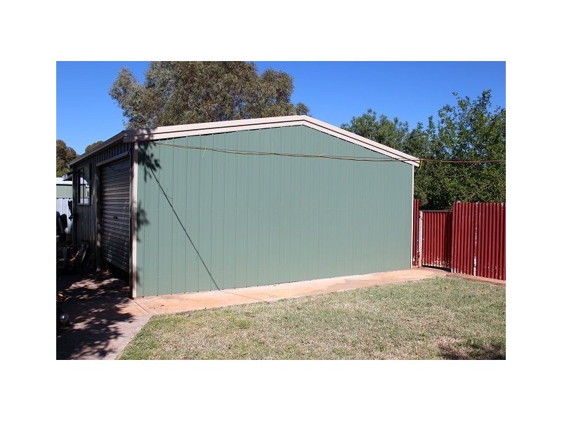 11 Morrison Street, Cobar NSW 2835