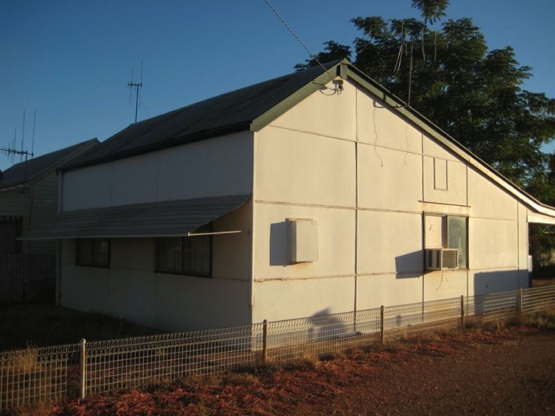 2/3 Linsley Street, Cobar NSW 2835