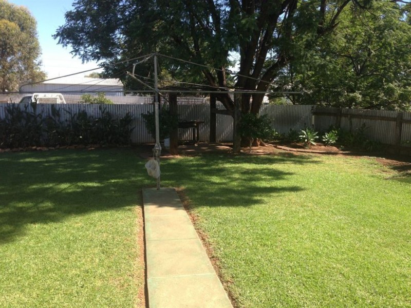 3 Minore Street, Nyngan NSW 2825