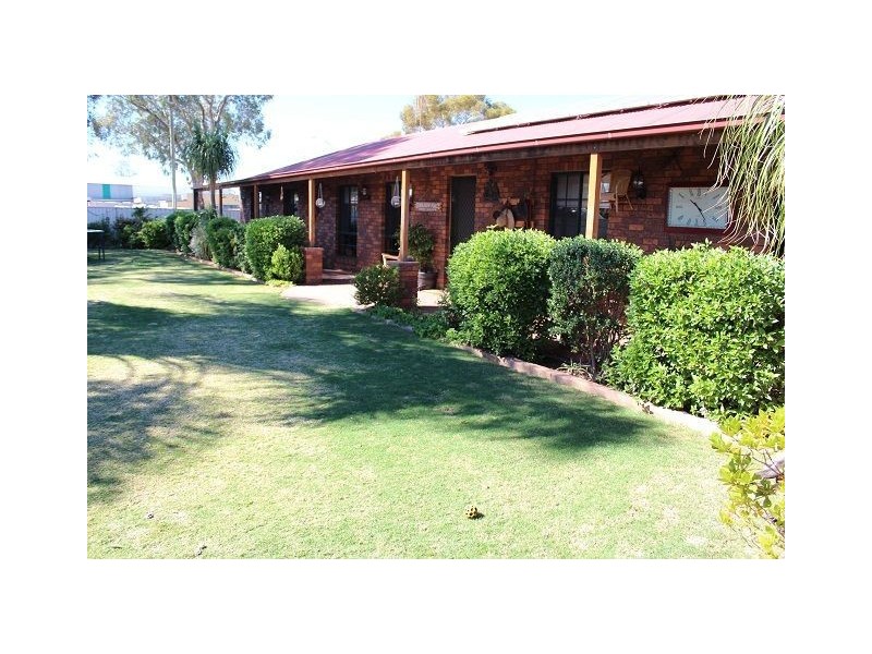 2 Louth Road, Cobar NSW 2835