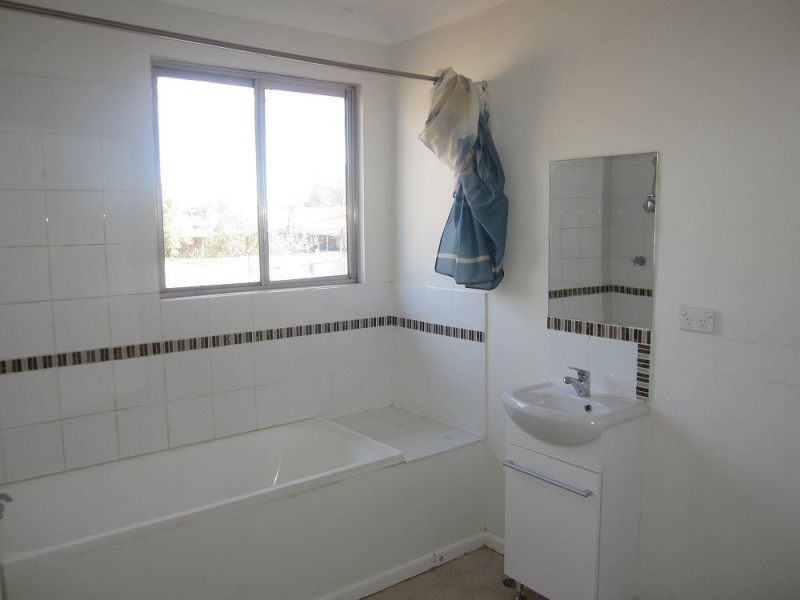 A/26 Mathews Street, Cobar NSW 2835