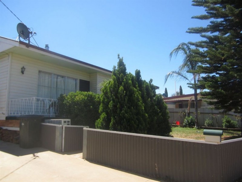 13 Snelson Street, Cobar NSW 2835