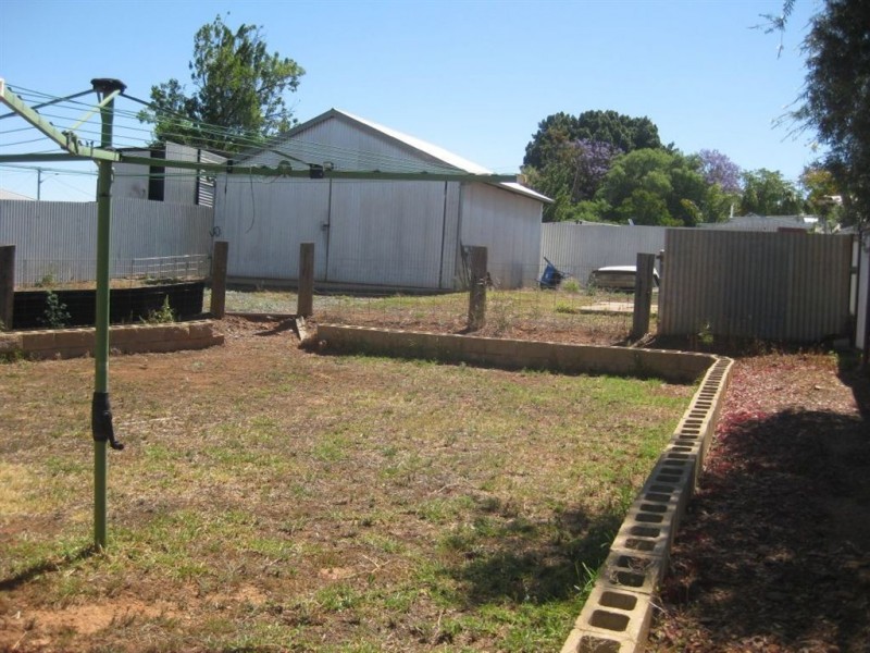 13 Snelson Street, Cobar NSW 2835