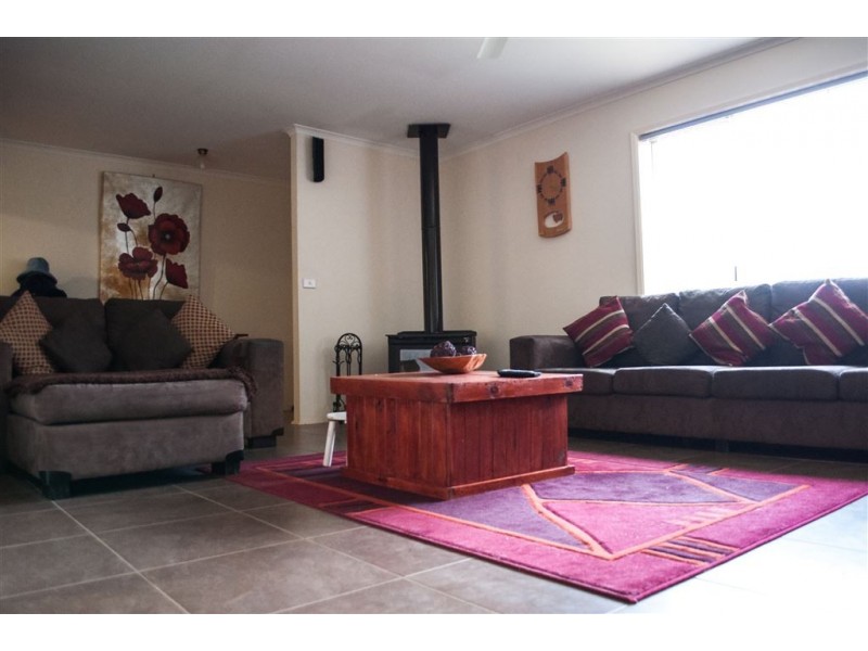 4 Tindera Street, Cobar NSW 2835