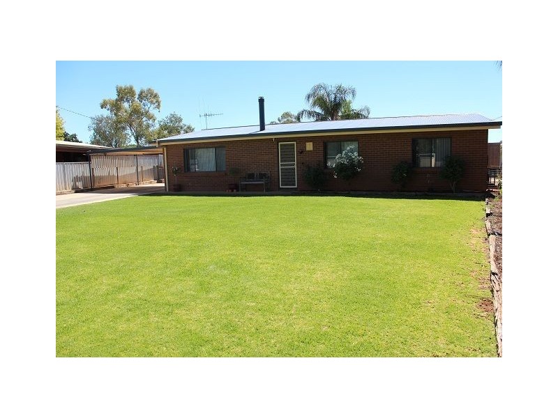 4 Tindera Street, Cobar NSW 2835