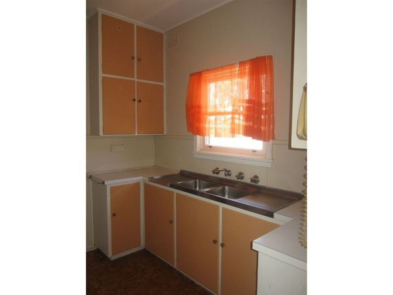 2/9 Kelly Street, Cobar NSW 2835