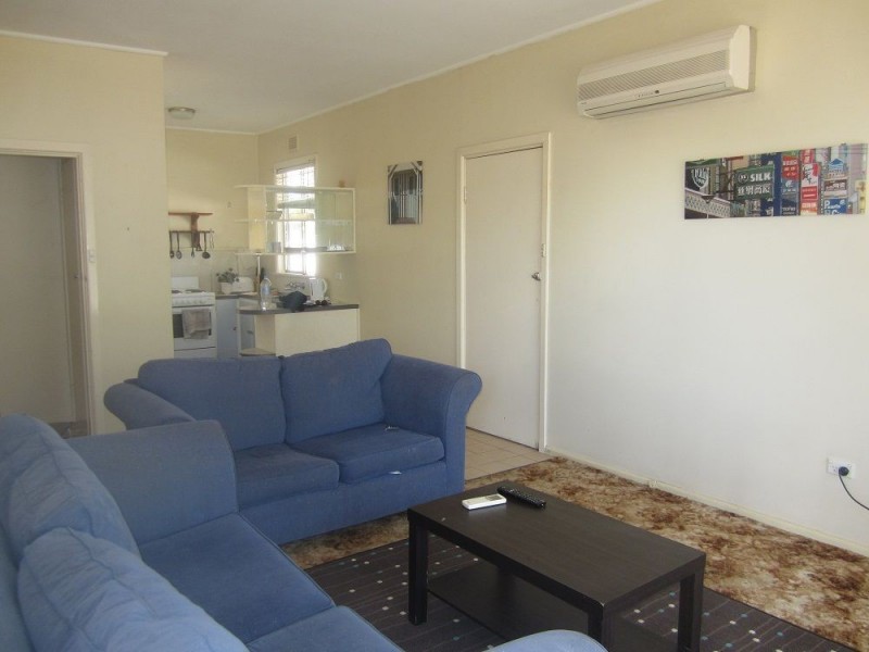 1/9 Kelly Street, Cobar NSW 2835