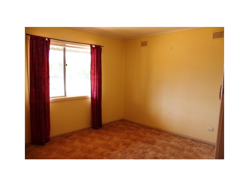 30 Louth Road, Cobar NSW 2835