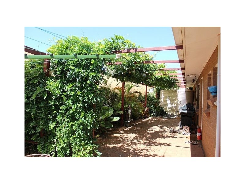 15 Morrison Street, Cobar NSW 2835