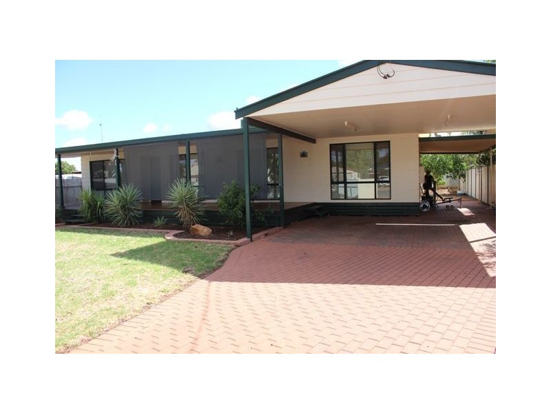 7 Louth Road, Cobar NSW 2835