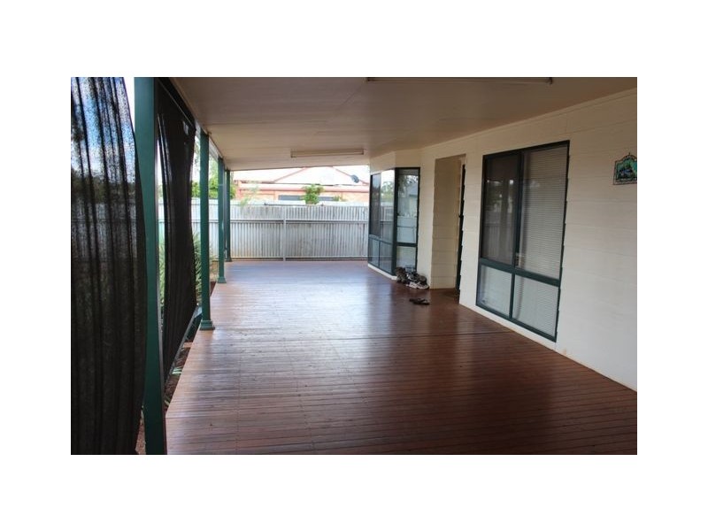 7 Louth Road, Cobar NSW 2835