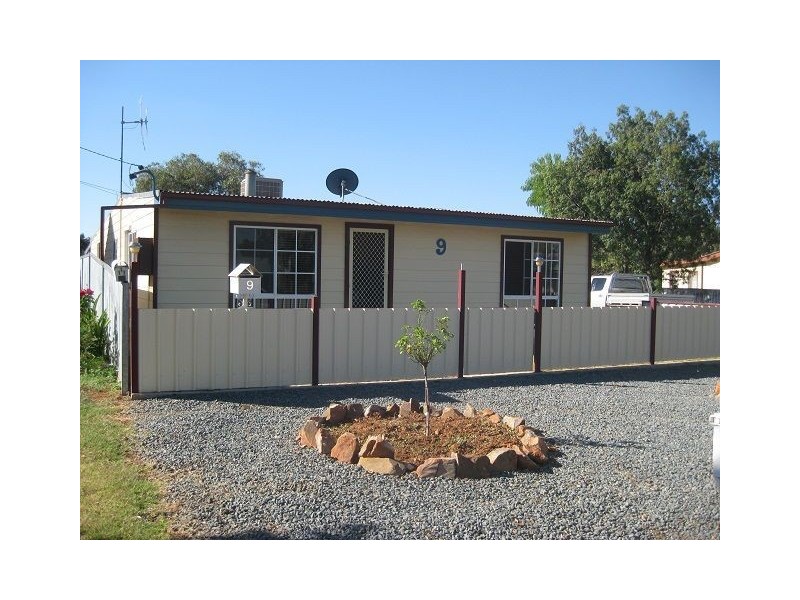 9 Denman Street, Cobar NSW 2835