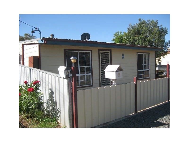 9 Denman Street, Cobar NSW 2835
