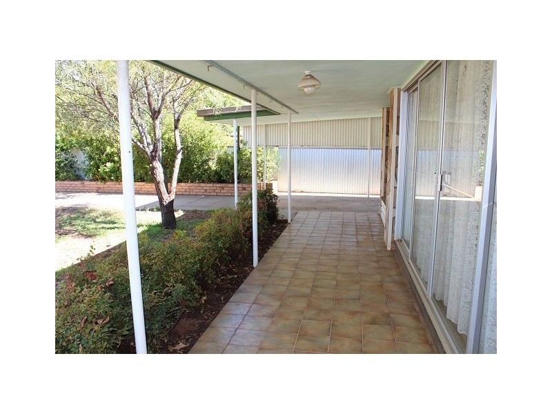 35 Elizabeth Crescent, Cobar NSW 2835
