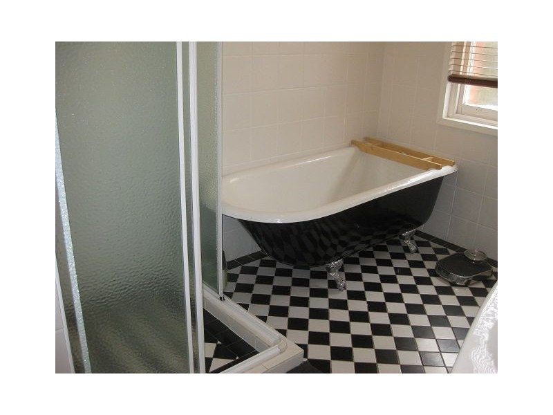 28 Becker Street, Cobar NSW 2835