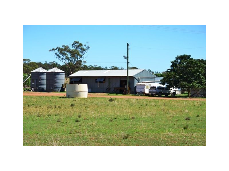 * Palisthan, Condobolin NSW 2877