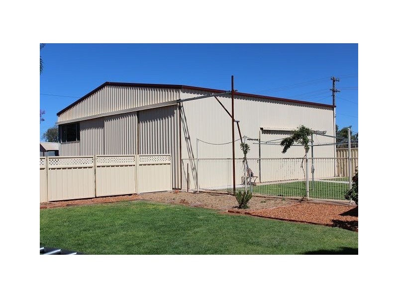 16 Linsley Street, Cobar NSW 2835