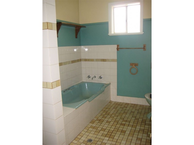 15 Rankin Street, Cobar NSW 2835