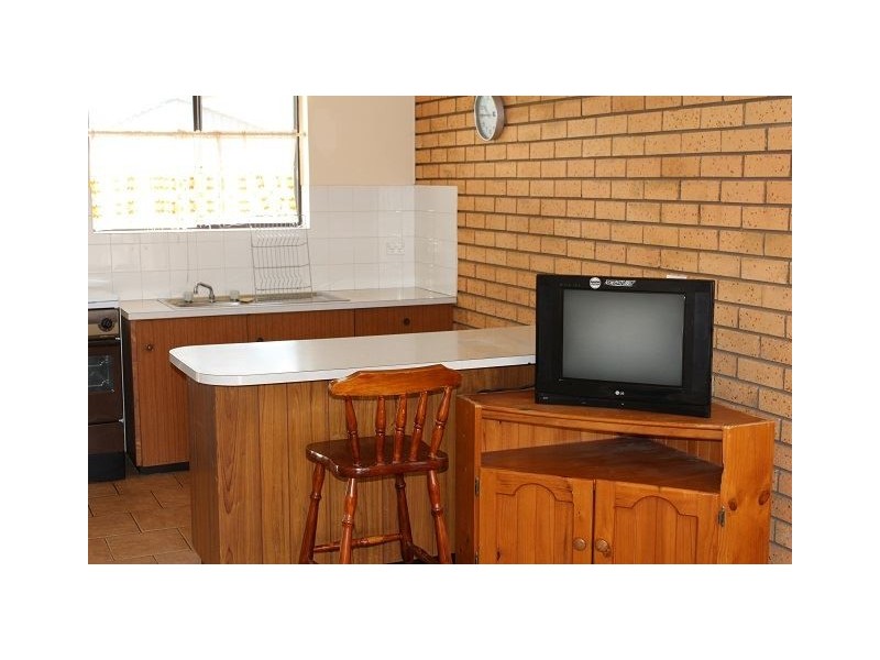 1,2,3/29 Leah Street, Cobar NSW 2835