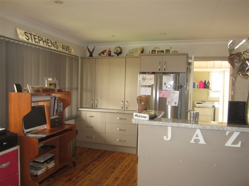 5 Woodiwiss Avenue, Cobar NSW 2835