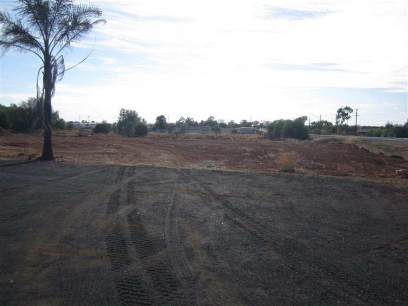 2,3,4,9 Nyngan road, Cobar NSW 2835