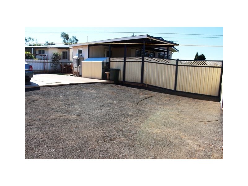 5 Woodiwiss ave, Cobar NSW 2835